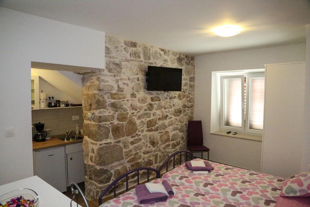 Apartments Seka Hvar Town Rom bilde