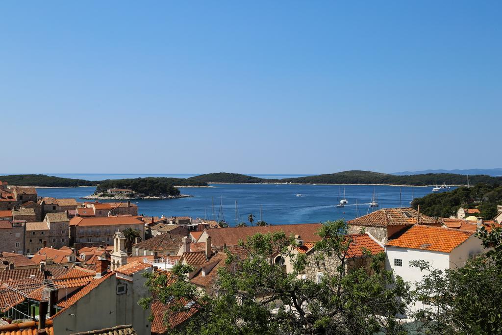 Apartments Seka Hvar Town Eksteriør bilde